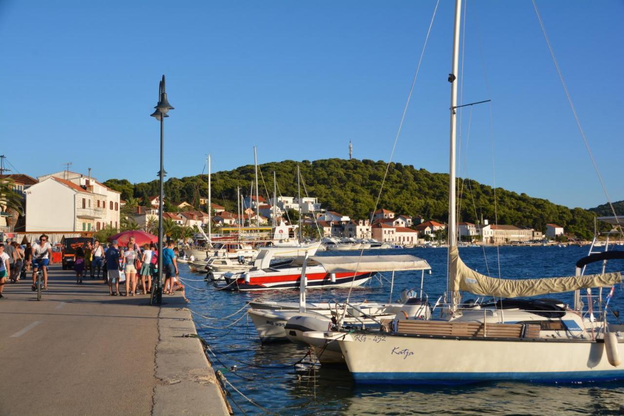 Lastin Dvor Rogoznica  Exteriér fotografie